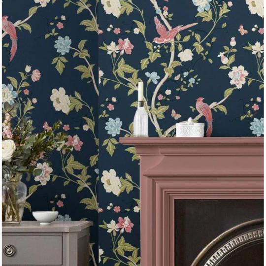 sotekek elegans mintas tapeta malyva rozsaszin vilagoskek zold madar noveny lepke mintas dekoracio nappali iroda haloszoba.jpg